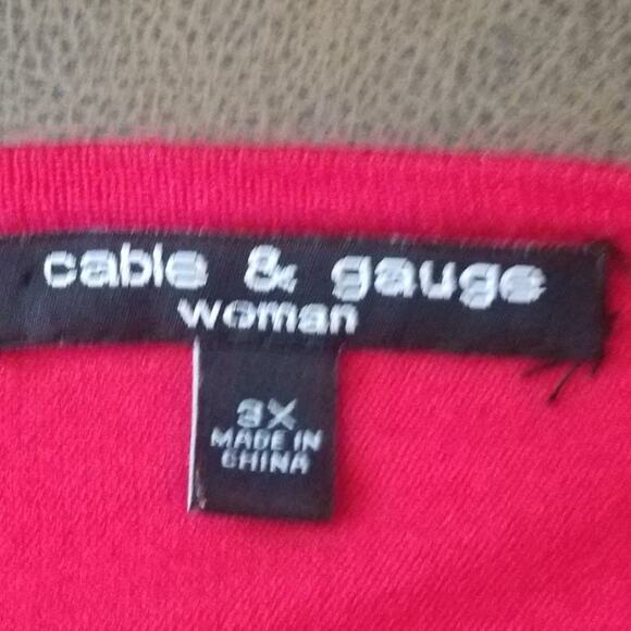 CABLE & Gauge woman beaded red shirt with a ribbed hem in very good condition - Picture 4 of 6